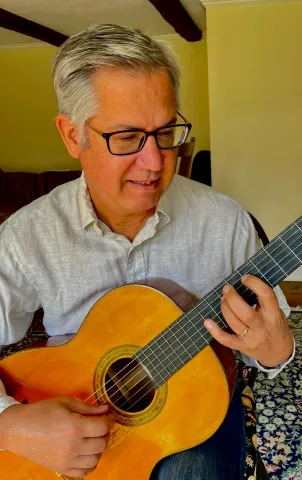 Classical Guitar Matt Pearson